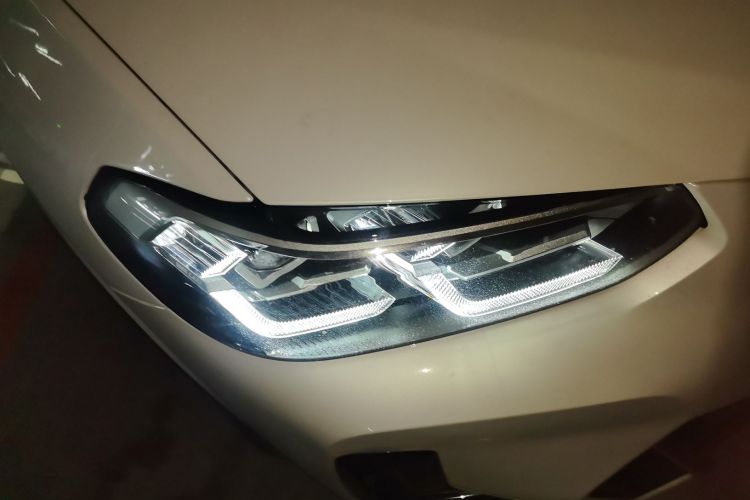 宝马X3 2023款 改款 xDrive30i 领先型 M曜夜套装车身外观8