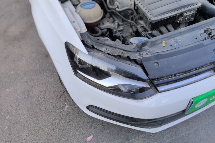 大众 Polo 2016款 1.4L 自动风尚型车身外观8