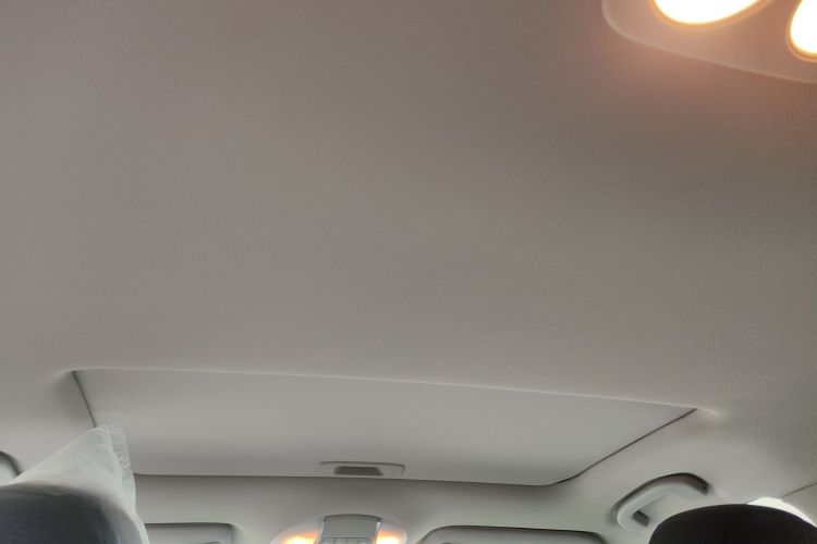 英菲尼迪Q70 2013款 Q70L 2.5L 舒适版中控内饰22