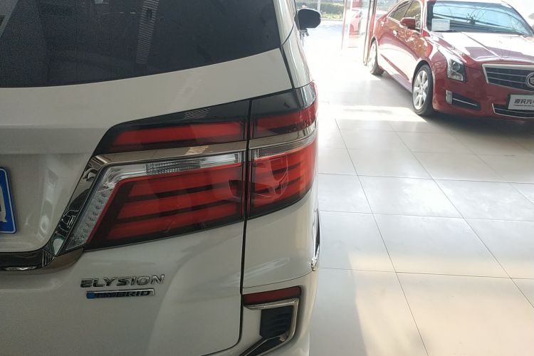 本田 艾力绅 2019款 2.0L 混动豪华版车身外观9