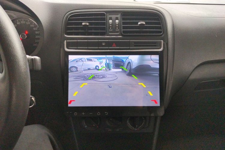 大众 Polo 2016款 1.4L 手动风尚型中控内饰16