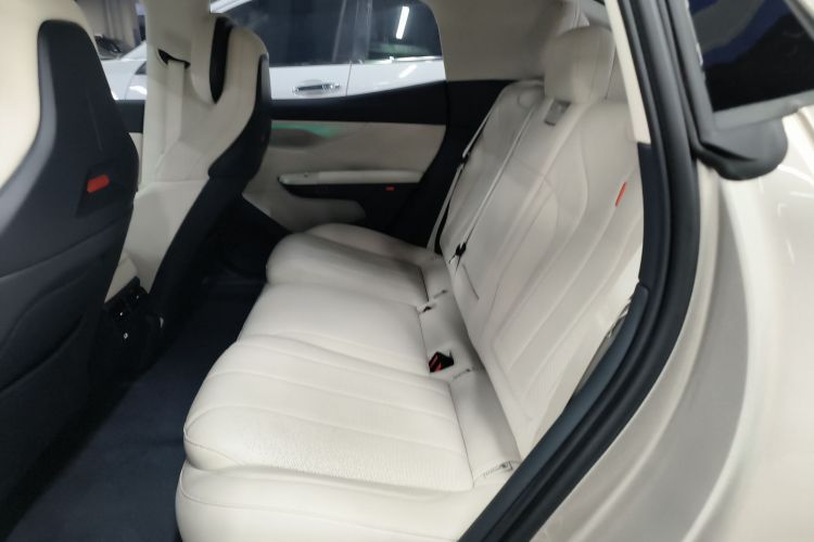 领克07 2024款 EM-P 126长续航 Halo中控内饰7004