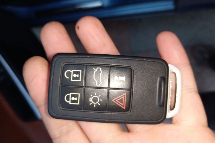 沃尔沃V60 2015款 T5 智雅版中控内饰7001