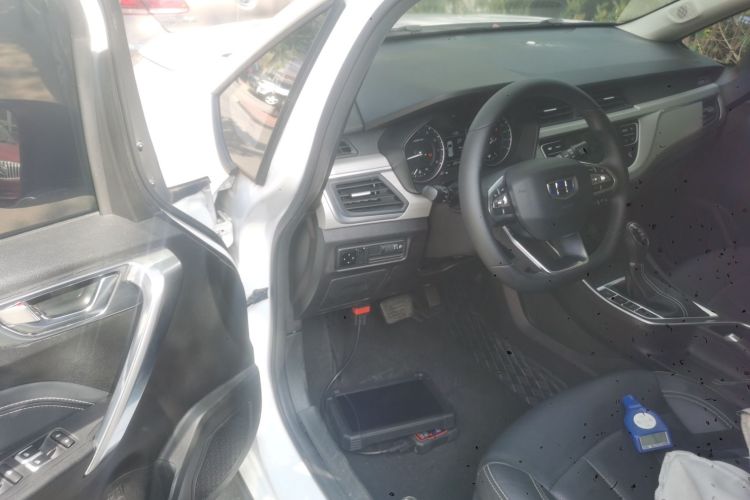 吉利汽车 远景X3 2020款 1.5L CVT尊贵型中控内饰20