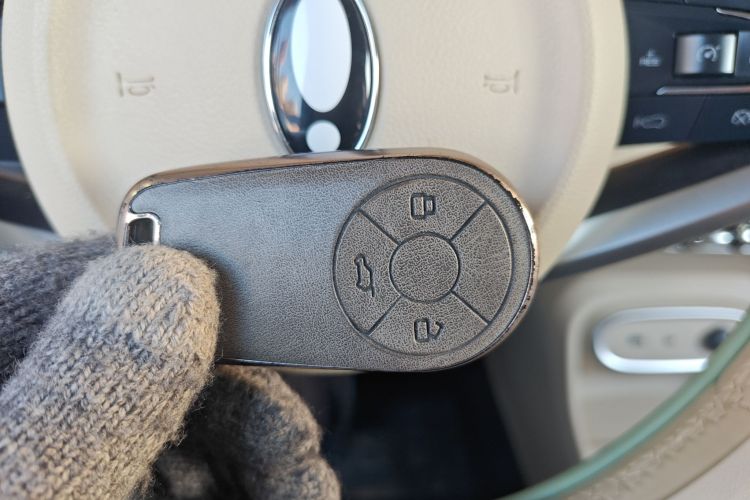 欧拉好猫 2023款 401km标准续航 豪华型 磷酸铁锂中控内饰11