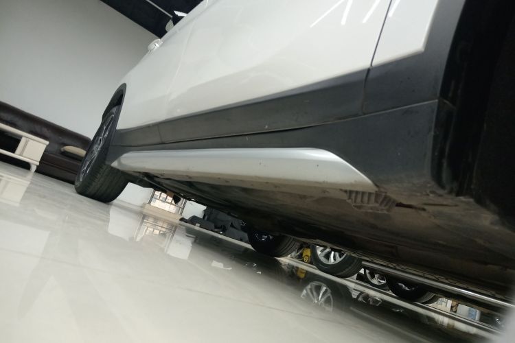 宝马X1 2018款 sDrive18Li 尊享型局部细节9001