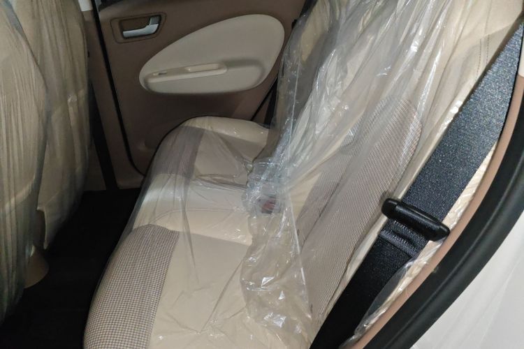 五菱汽车 宏光MINIEV 2025款 四门版 进阶款中控内饰21