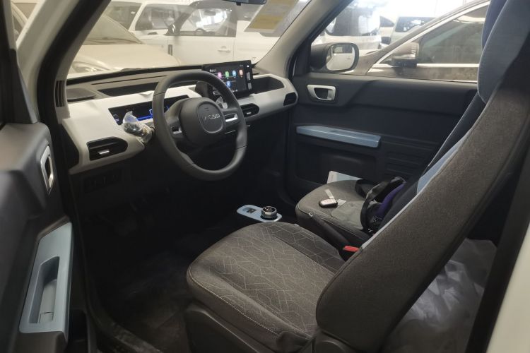 吉利银河 2024款 熊猫mini 200km 耐力熊中控内饰20