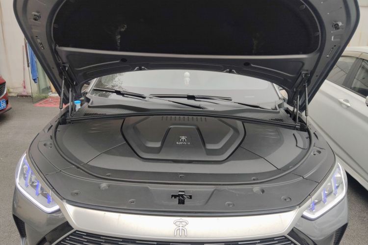 比亚迪 宋PLUS新能源 2021款 DM-i 110KM 旗舰型机舱底盘24