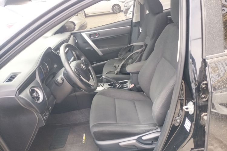 丰田 雷凌 2017款 改款 185T CVT精英版 国VI局部细节19