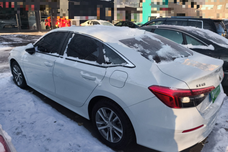 本田 思域 2023款 240TURBO CVT劲势版车身外观4