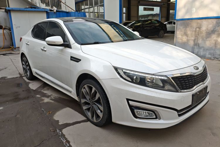 起亚K5 2014款 2.0L 自动LUXURY车身外观3