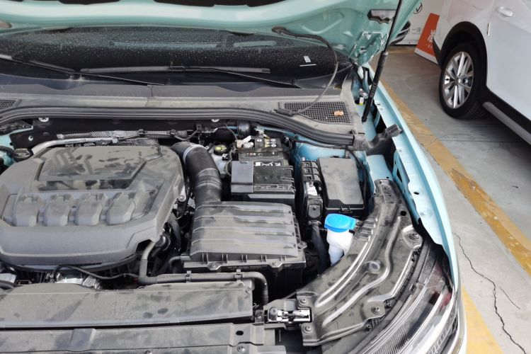 大众 帕萨特 2025款 Pro 380TSI 星空龙尊版机舱底盘26