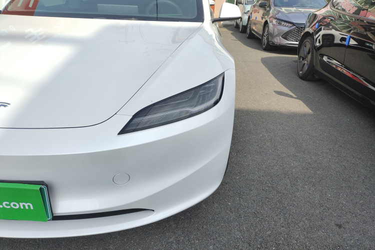 特斯拉 Model 3 2023款 长续航全轮驱动版局部细节36