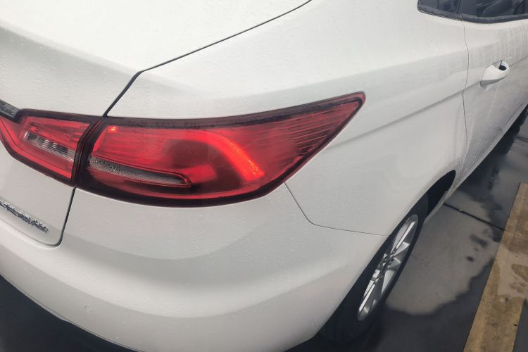 福特 福睿斯 2019款 改款 1.5L 手动质享型 国VI车身外观9