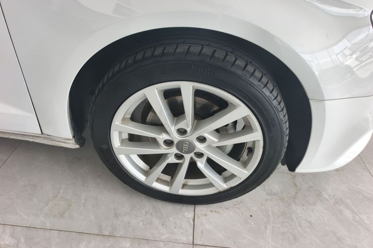 奥迪A3 2019款 Sportback 35 TFSI 进取型 国VI车身外观6008