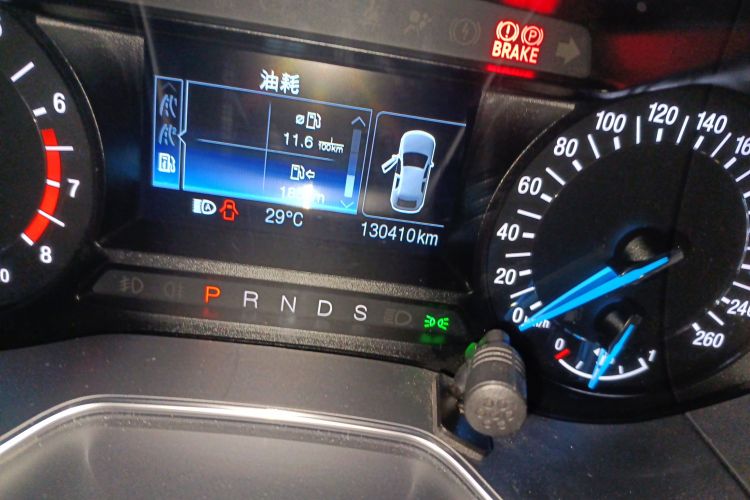 福特 蒙迪欧 2013款 2.0L GTDi200时尚型中控内饰15