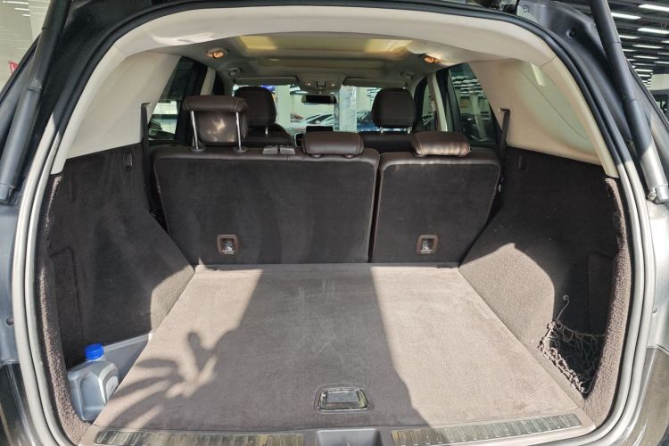 奔驰GLE 2017款 GLE 320 4MATIC 动感型机舱底盘23