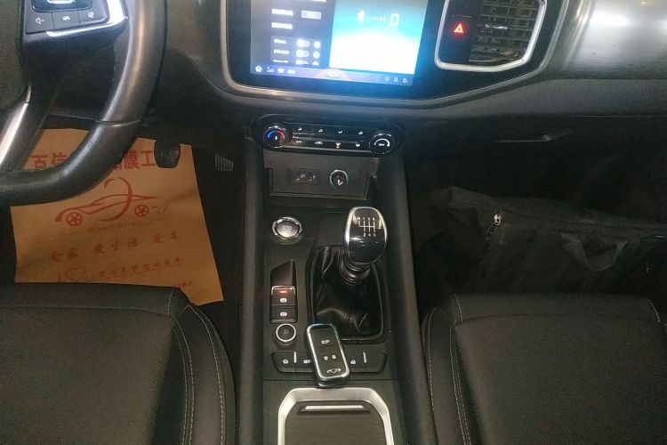 奇瑞 瑞虎8 2018款 1.5TCI 手动特供版 5座中控内饰18