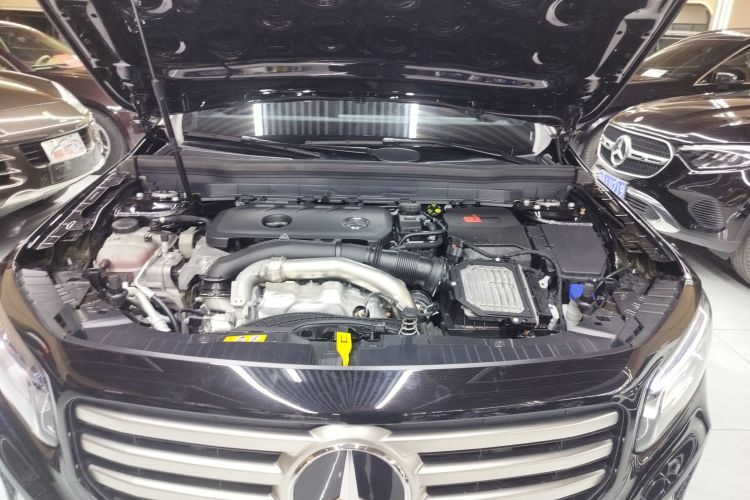 奔驰GLB 2024款 改款 GLB 220 时尚型局部细节24