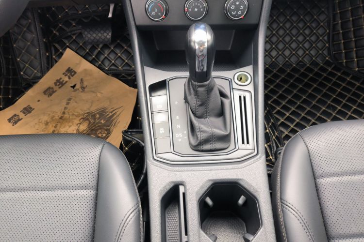 大众 朗逸 2019款 1.5L 自动舒适版 国VI中控内饰18