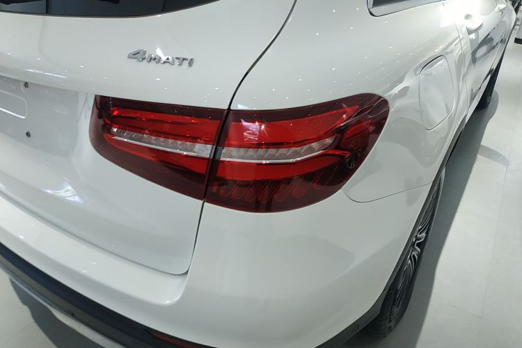 奔驰GLC 2019款 GLC 200 L 4MATIC车身外观9