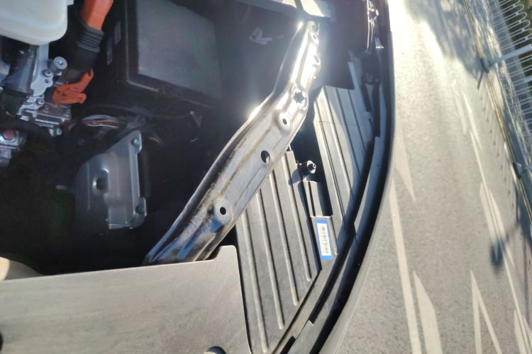 腾势D9 2024款 DM-i 980 四驱尊贵型局部细节9007