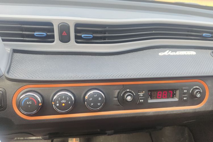 五菱汽车 宏光MINIEV 2020款 悦享款 磷酸铁锂中控内饰16