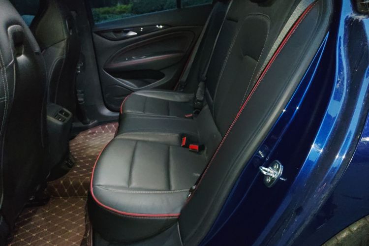 别克 君威 2017款 GS 28T 豪华型中控内饰7004