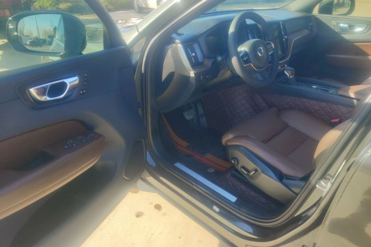 沃尔沃XC60 2021款 T5 四驱智远豪华版中控内饰20