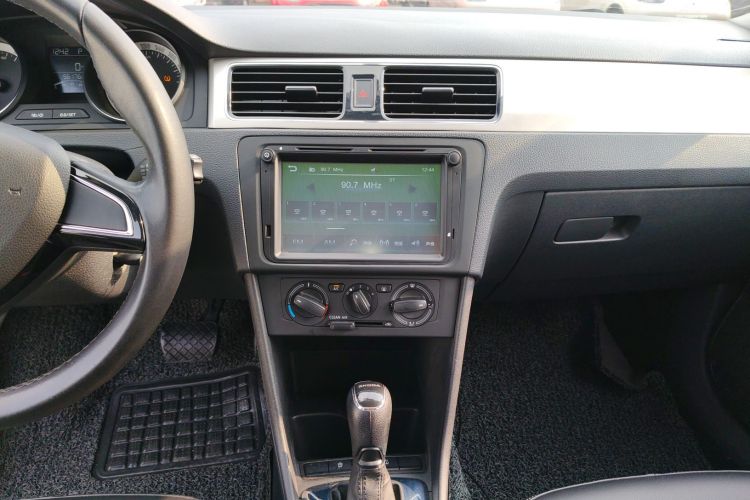 斯柯达 昕动 2019款 改款  1.5L 自动舒适版 国V中控内饰16