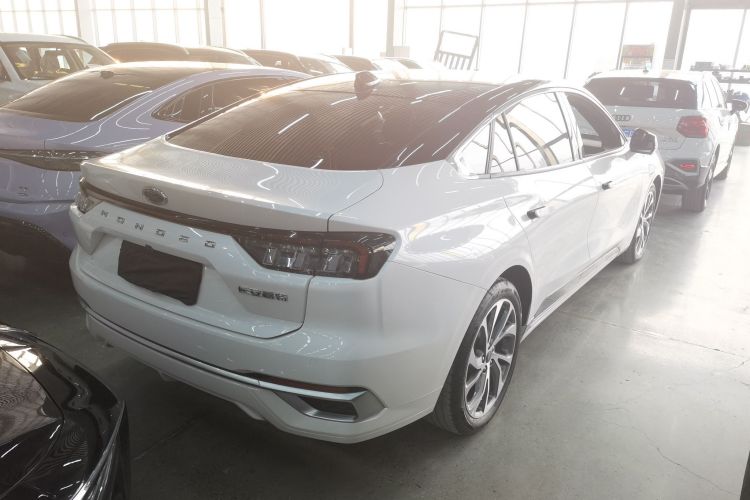 福特 蒙迪欧 2023款 EcoBoost 245 至尊型车身外观7