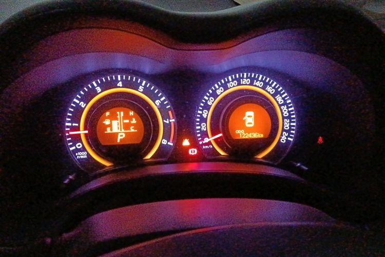 丰田 卡罗拉 2012款 炫装版 1.8L CVT GL-i中控内饰14