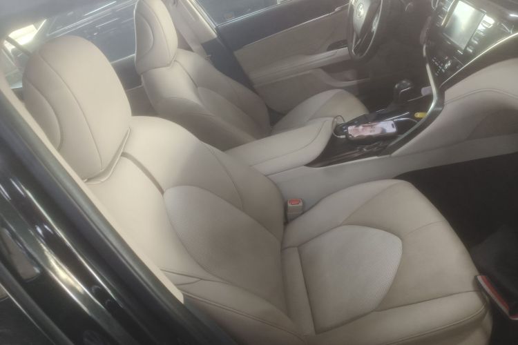 丰田 凯美瑞 2018款 2.0G 豪华版局部细节41