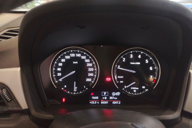 宝马X1 2019款 sDrive20Li 领先型中控内饰14