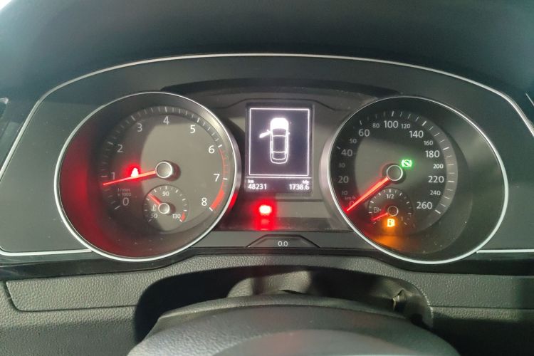 大众 迈腾 2020款 330TSI DSG 豪华型中控内饰14