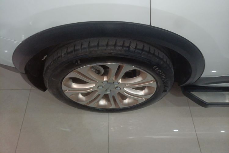 领克01 2017款 2.0T 两驱型Pro版车身外观6004