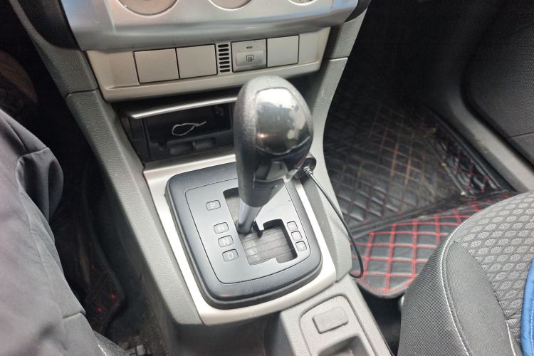 福特 福克斯 2013款 两厢经典 1.8L 自动基本型局部细节18