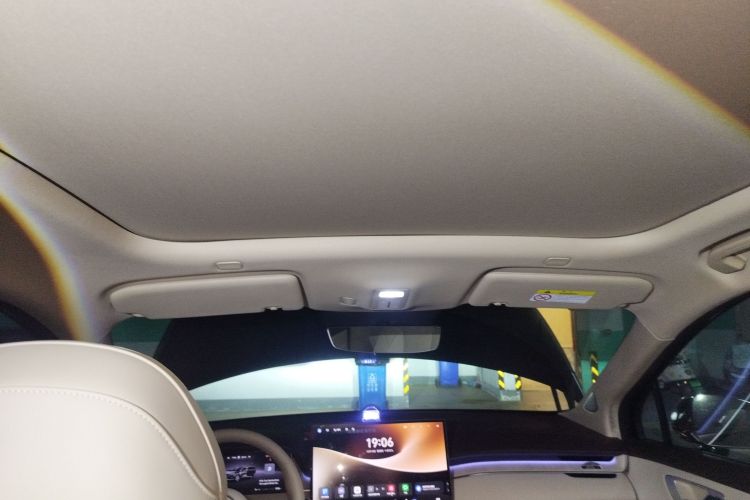 鸿蒙智行 尚界H5 2025款 增程 Max中控内饰22