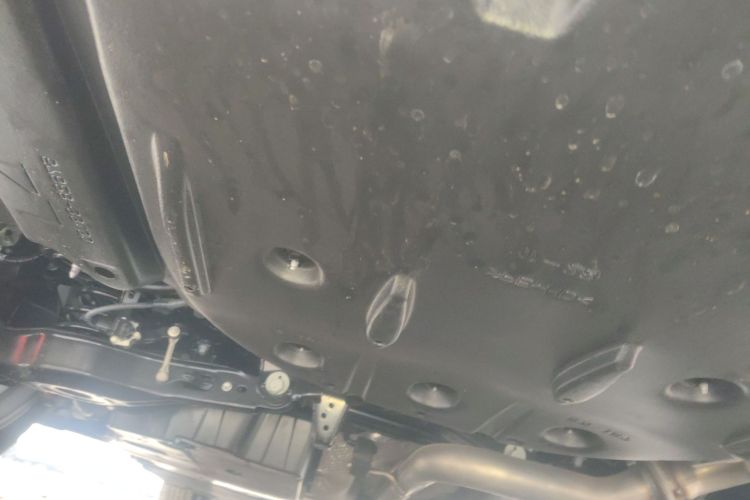 雷克萨斯ES 2025款 200 臻享版局部细节9009