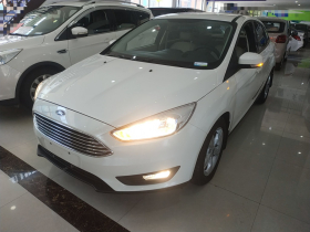 福特 福克斯 2017款 三厢 1.6L 自动舒适型智行版