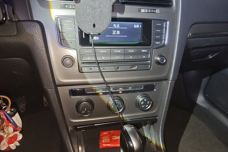 大众 高尔夫 2015款 1.4TSI 自动舒适型中控内饰16