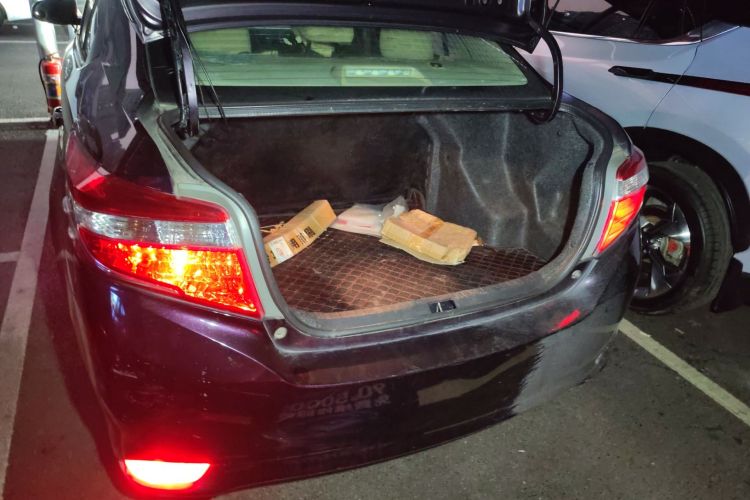 丰田 威驰 2014款 1.5L 自动智臻版局部细节23