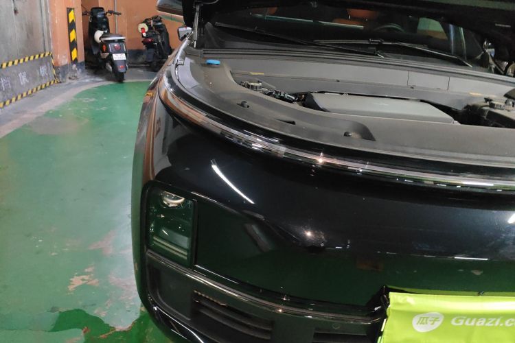 理想汽车 理想L8 2024款 Ultra车身外观8