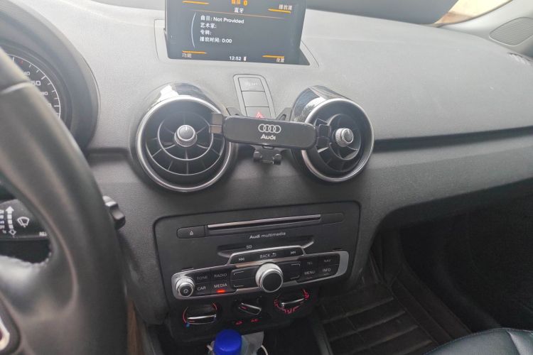 奥迪A1 2016款 30 TFSI Sportback Design风尚版局部细节16