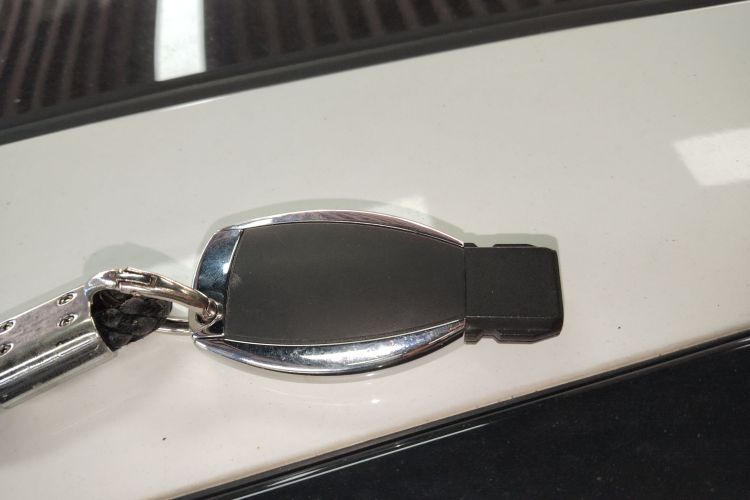 奔驰GLC轿跑  GLC 200 4MATIC 轿跑SUV中控内饰7001