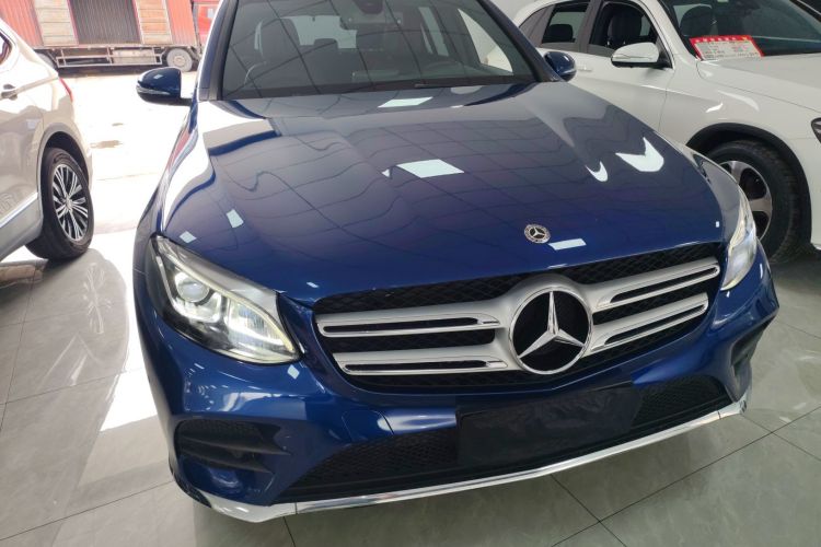 奔驰GLC 2019款 GLC 260 L 4MATIC 动感型车身外观2