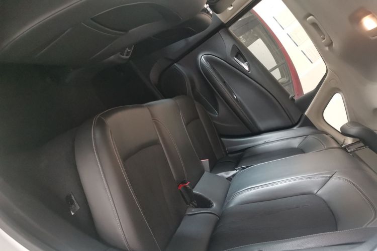 别克 威朗 2020款 20T CVT领先型中控内饰21