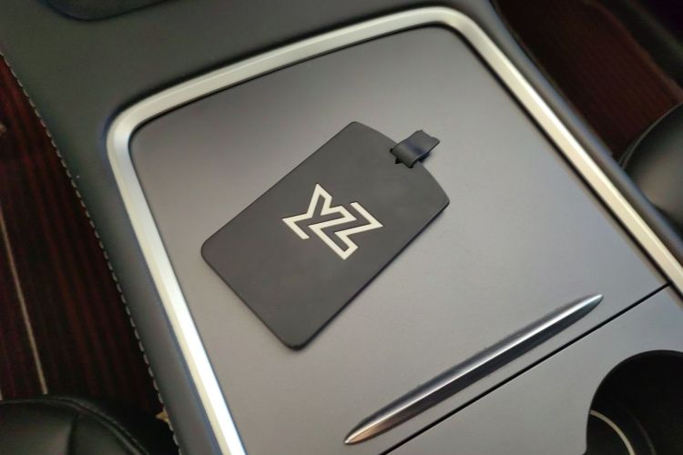 特斯拉 Model Y 2022款 改款 后轮驱动版中控内饰11