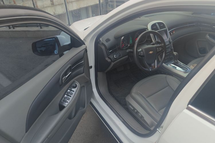 雪佛兰 迈锐宝 2014款 2.0L 自动豪华版中控内饰7003